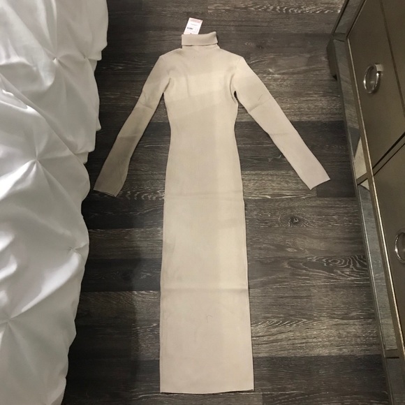 Missguided nude ribbed midaxi dress - Picture 3 of 3